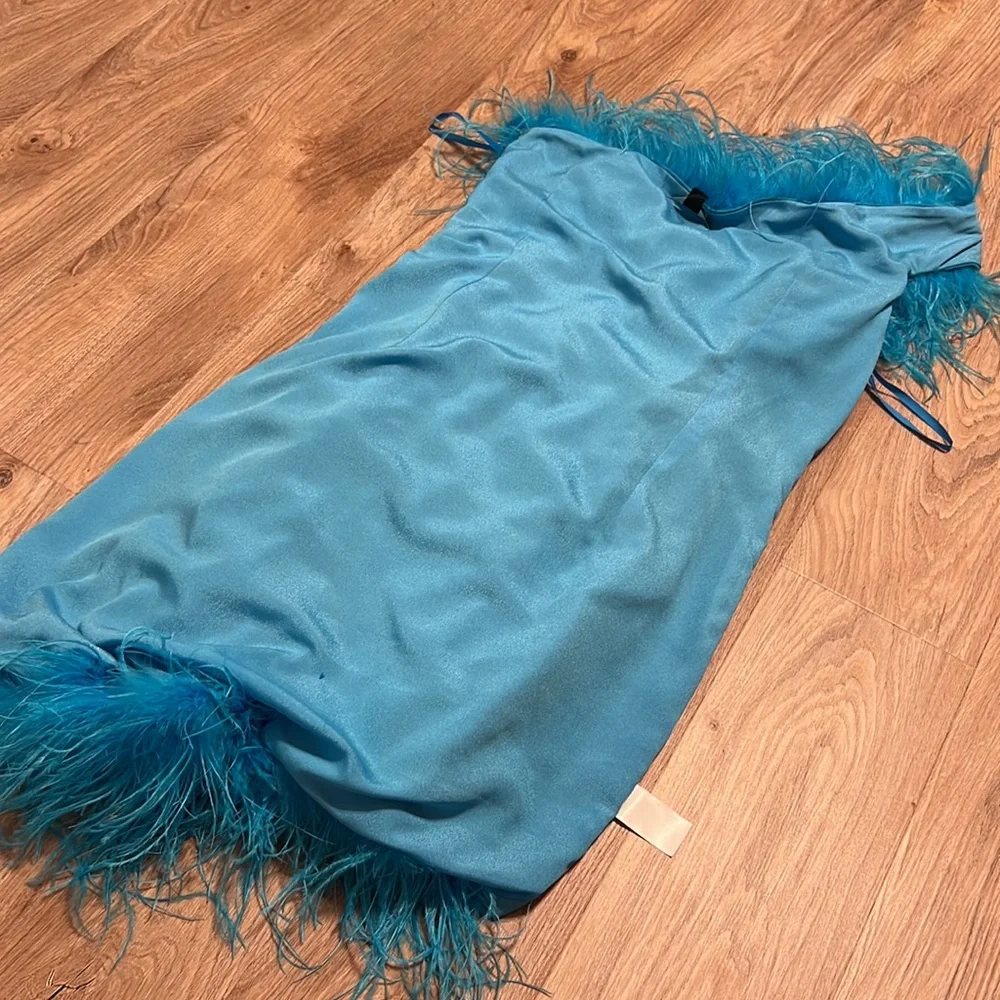The Bar One Shoulder Ostrich Feather Andre Dress in Turquoise - Picture 12 of 12